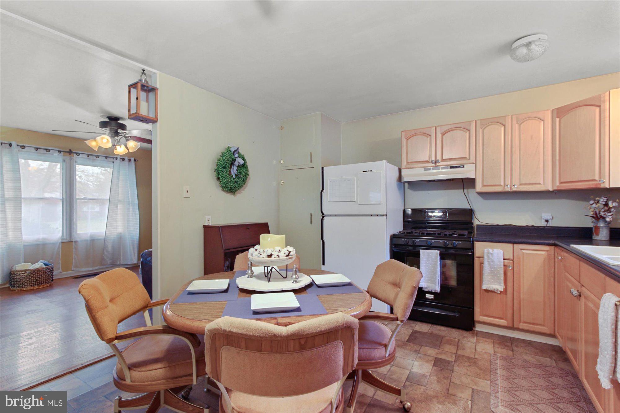 2448 Manor Road York, PA 17408 - Photo 20 of 26