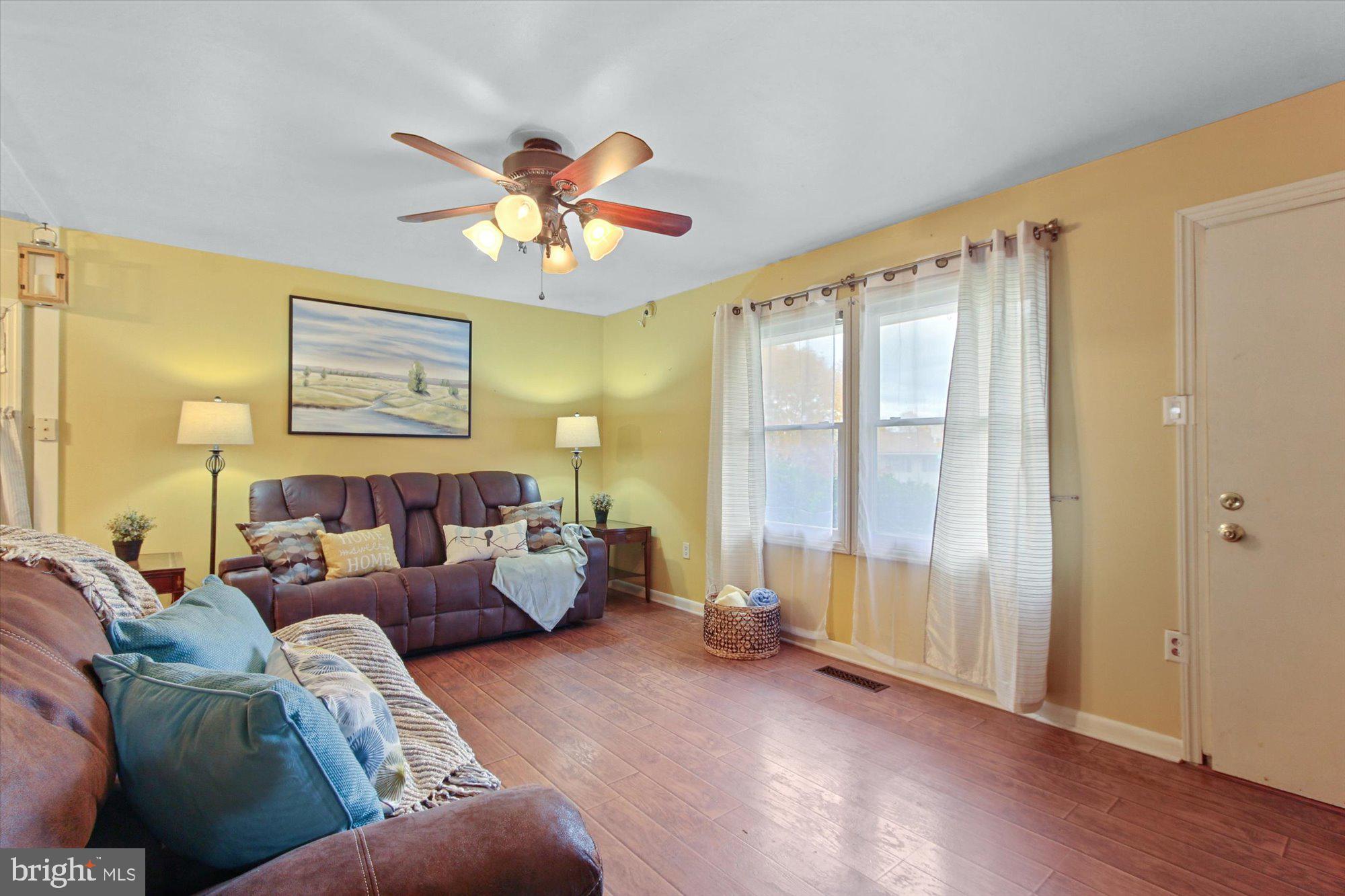 2448 Manor Road York, PA 17408 - Photo 4 of 26