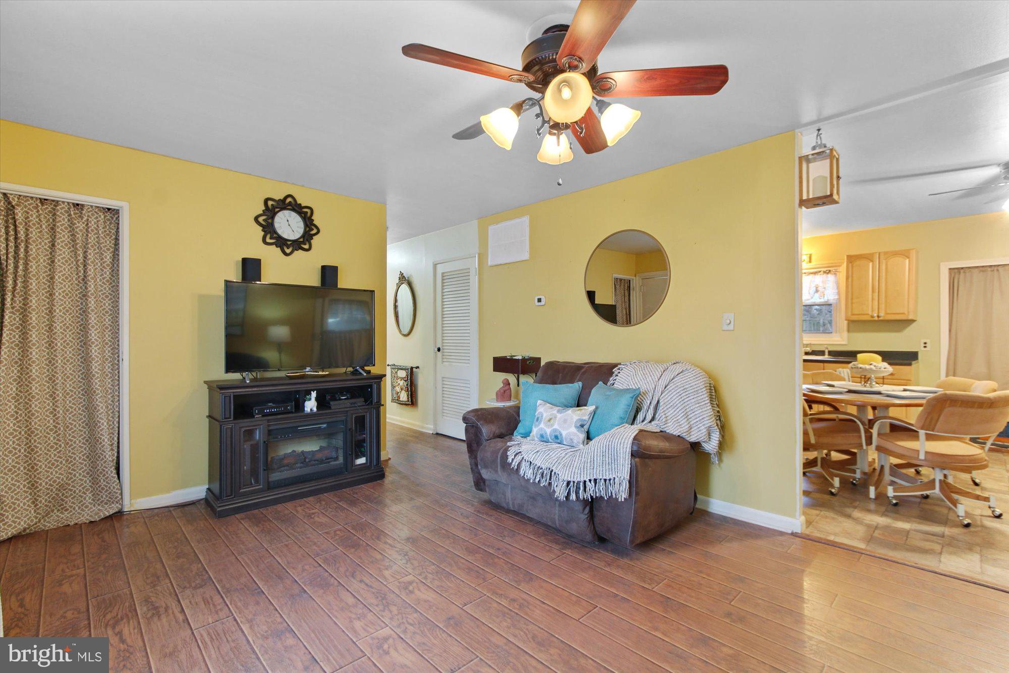 2448 Manor Road York, PA 17408 - Photo 5 of 26