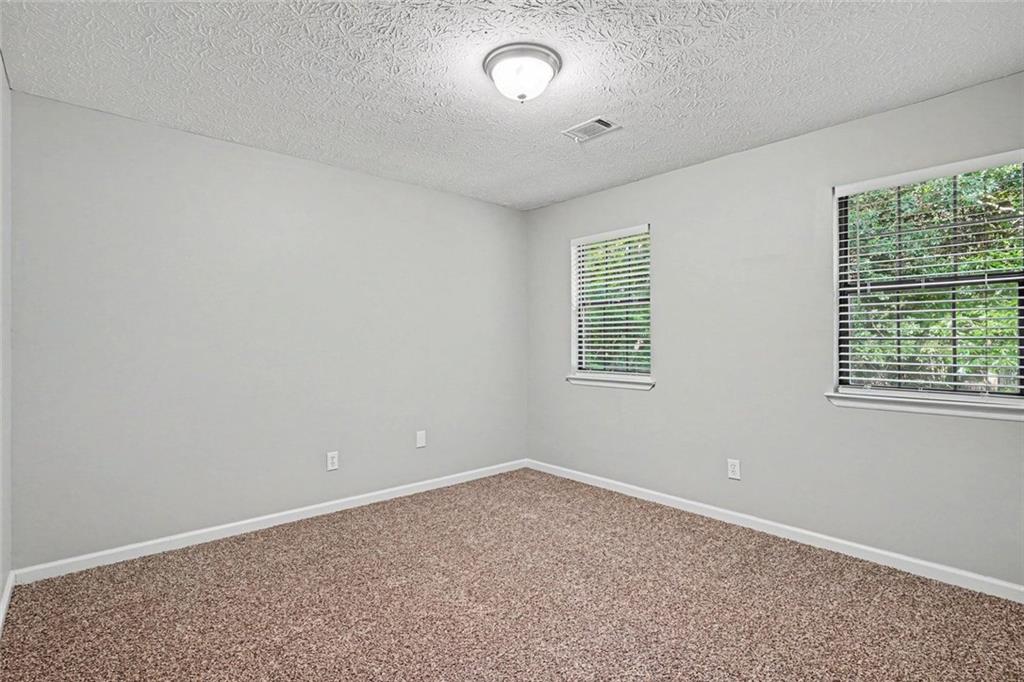 1304 Oakwood Road Jonesboro, GA 30236 - Photo 13 of 27