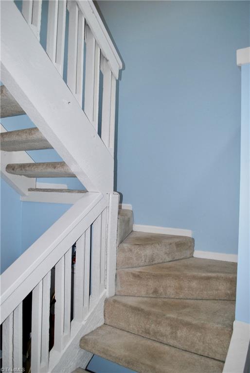 236 Northpoint Avenue, Unit E High Point, NC 27262 - Photo 4 of 26 Gallery Image 4