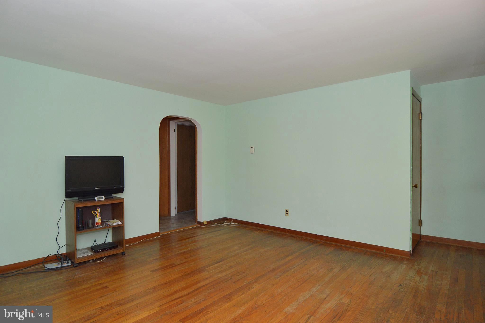 6331 Daniel Boone Road Birdsboro, PA 19508 - Photo 7 of 35 Gallery Image 7