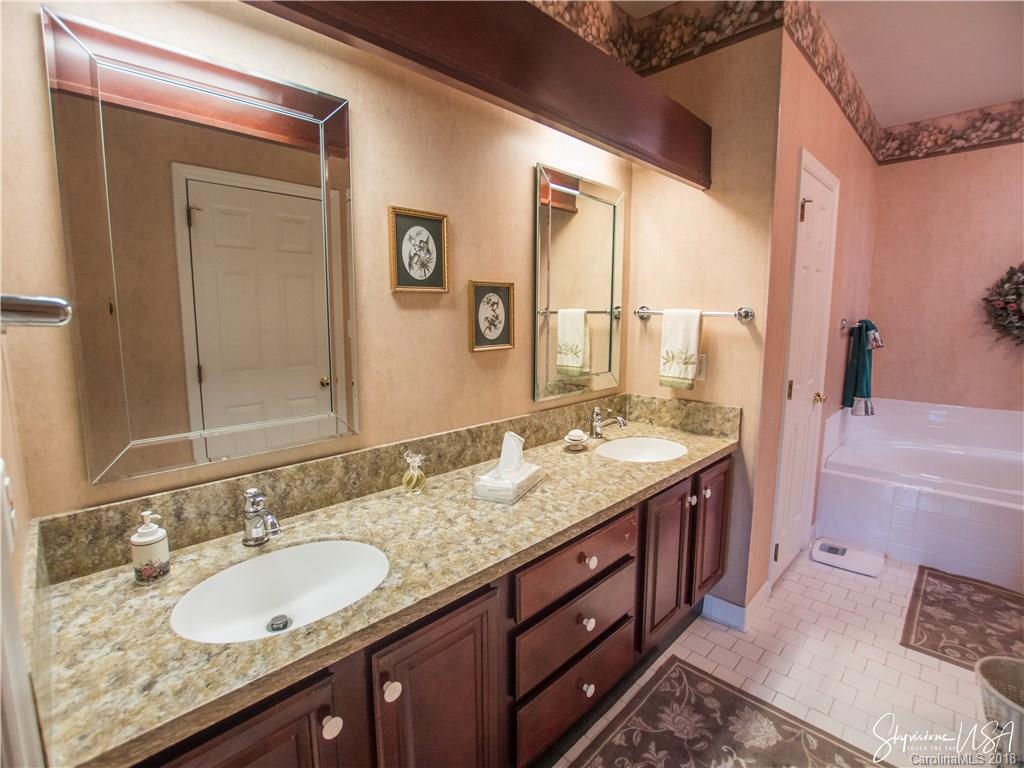 244 Gringley Hill Road, Unit C4 Fort Mill, SC 29708 - Photo 17 of 27