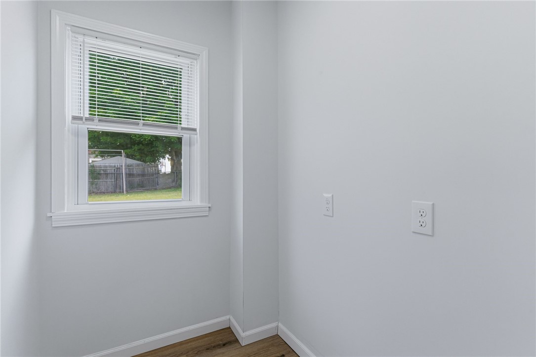 75 Baldwin Street Pawtucket, RI 02860 - Photo 7 of 47