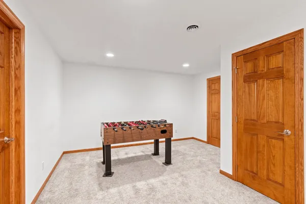 $749,900 | 2817 Brook Hills Drive, Green Bay, WI 54313