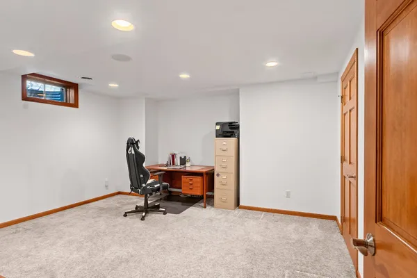 $749,900 | 2817 Brook Hills Drive, Green Bay, WI 54313