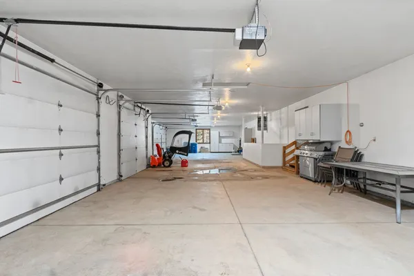 $749,900 | 2817 Brook Hills Drive, Green Bay, WI 54313