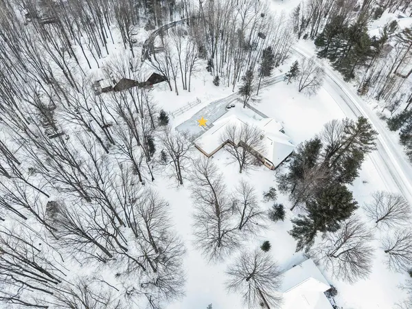 $749,900 | 2817 Brook Hills Drive, Green Bay, WI 54313