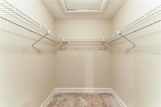 $259,900 | 4537 Morningside, Unit 10, Sarasota, FL 34235