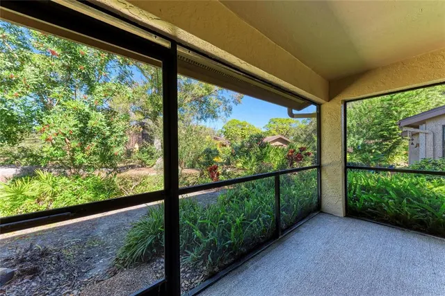 $259,900 | 4537 Morningside, Unit 10, Sarasota, FL 34235