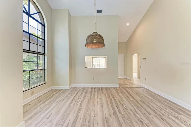 $259,900 | 4537 Morningside, Unit 10, Sarasota, FL 34235