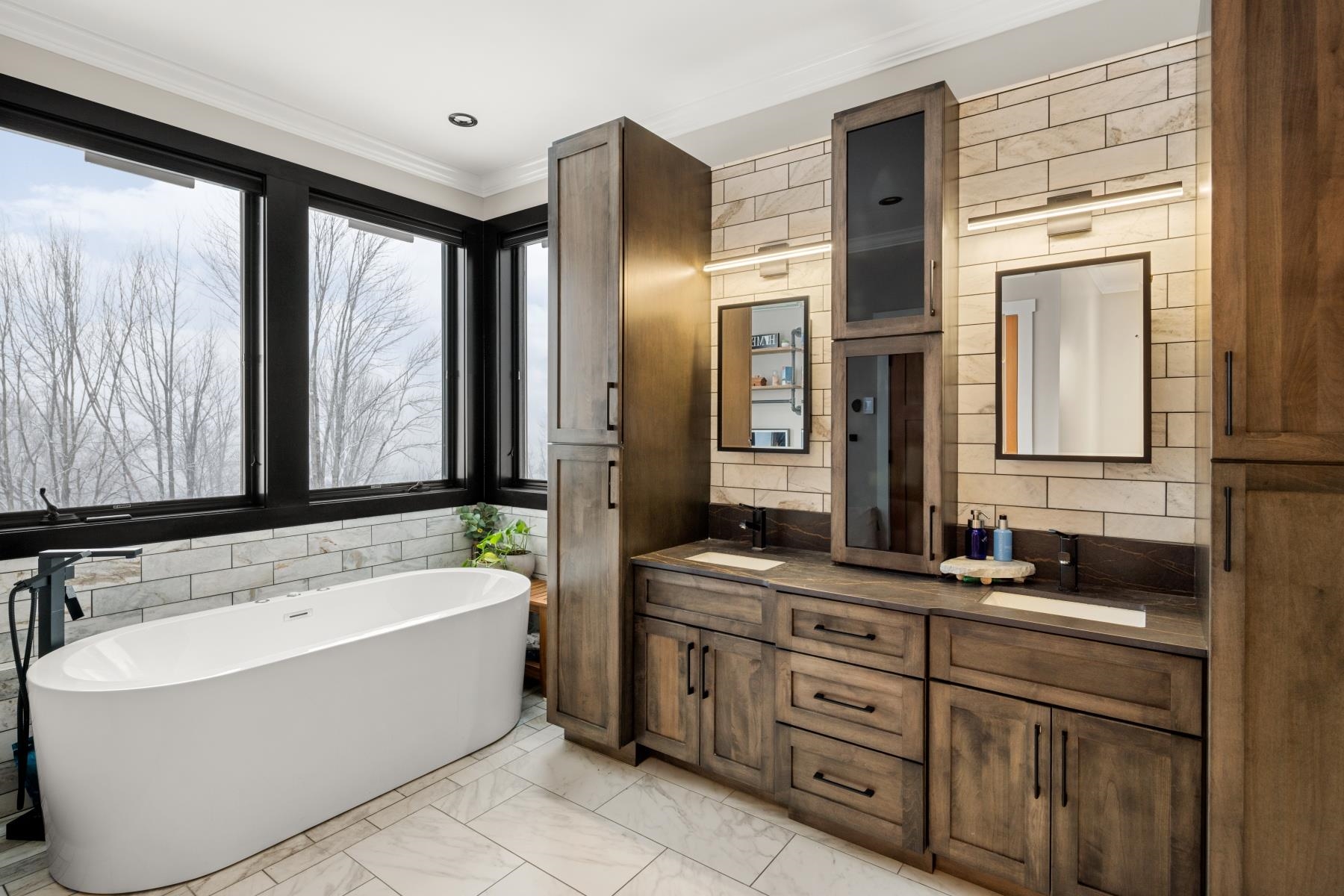 111 Lakeside Avenue Milton, VT 05468 - Photo 21 of 59