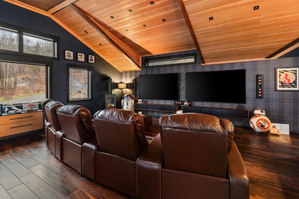 $3,499,000 | 111 Lakeside Avenue, Milton, VT 05468