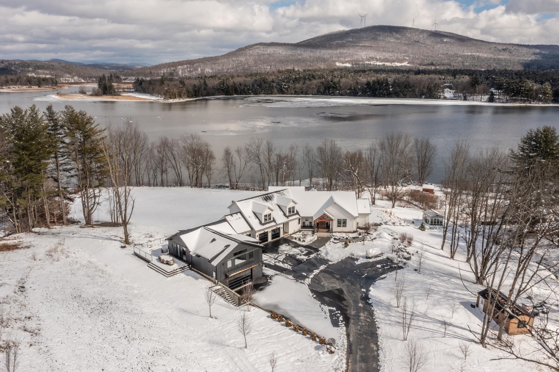 111 Lakeside Avenue Milton, VT 05468 - Photo 55 of 59