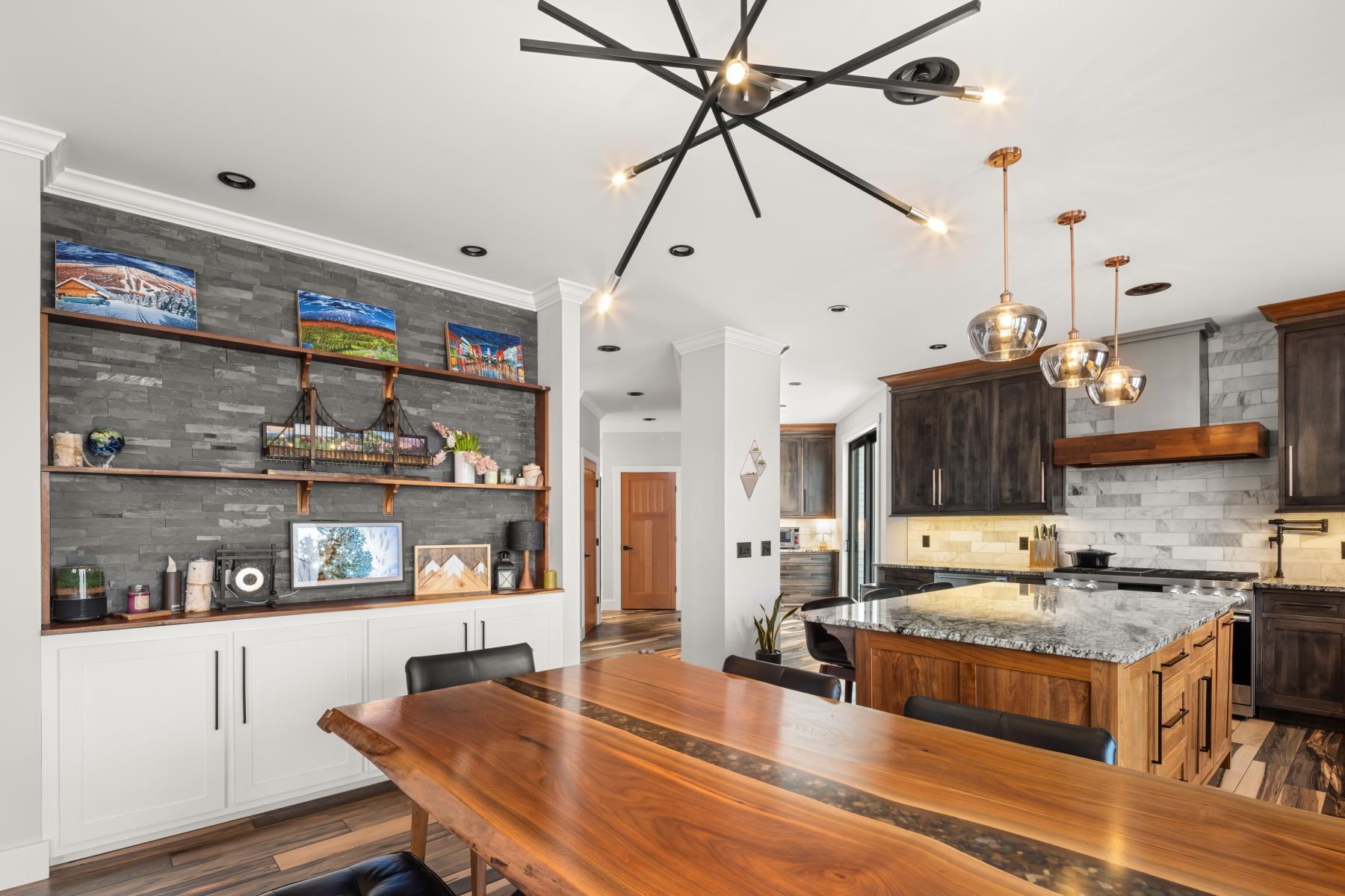 111 Lakeside Avenue Milton, VT 05468 - Photo 9 of 59