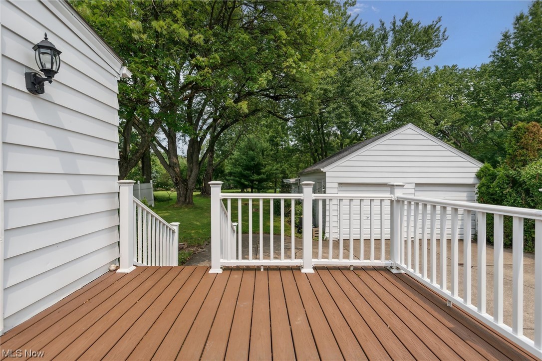 4301 Chestnut Road Independence, OH 44131 - Photo 14 of 35