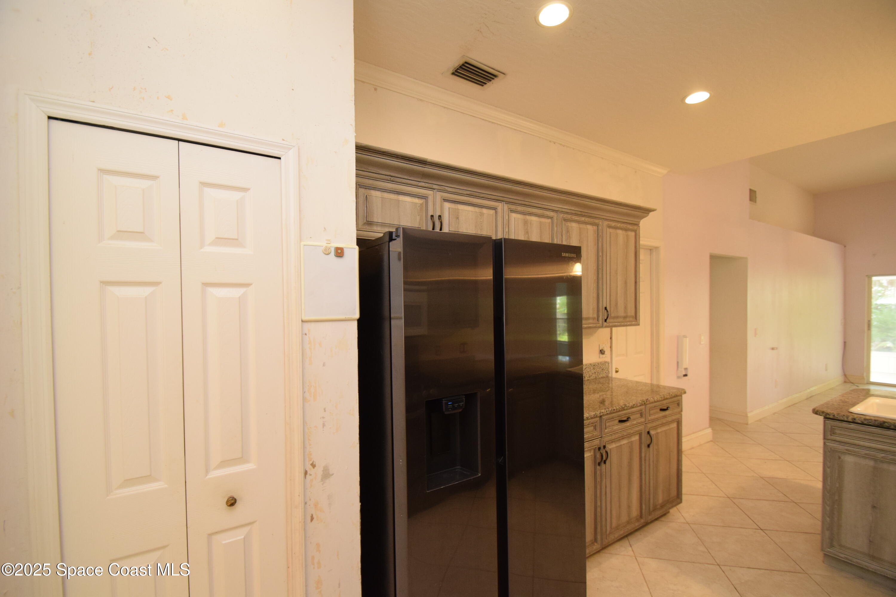 1642 Rustic Way Melbourne, FL 32935 - Photo 19 of 35 Kitchen