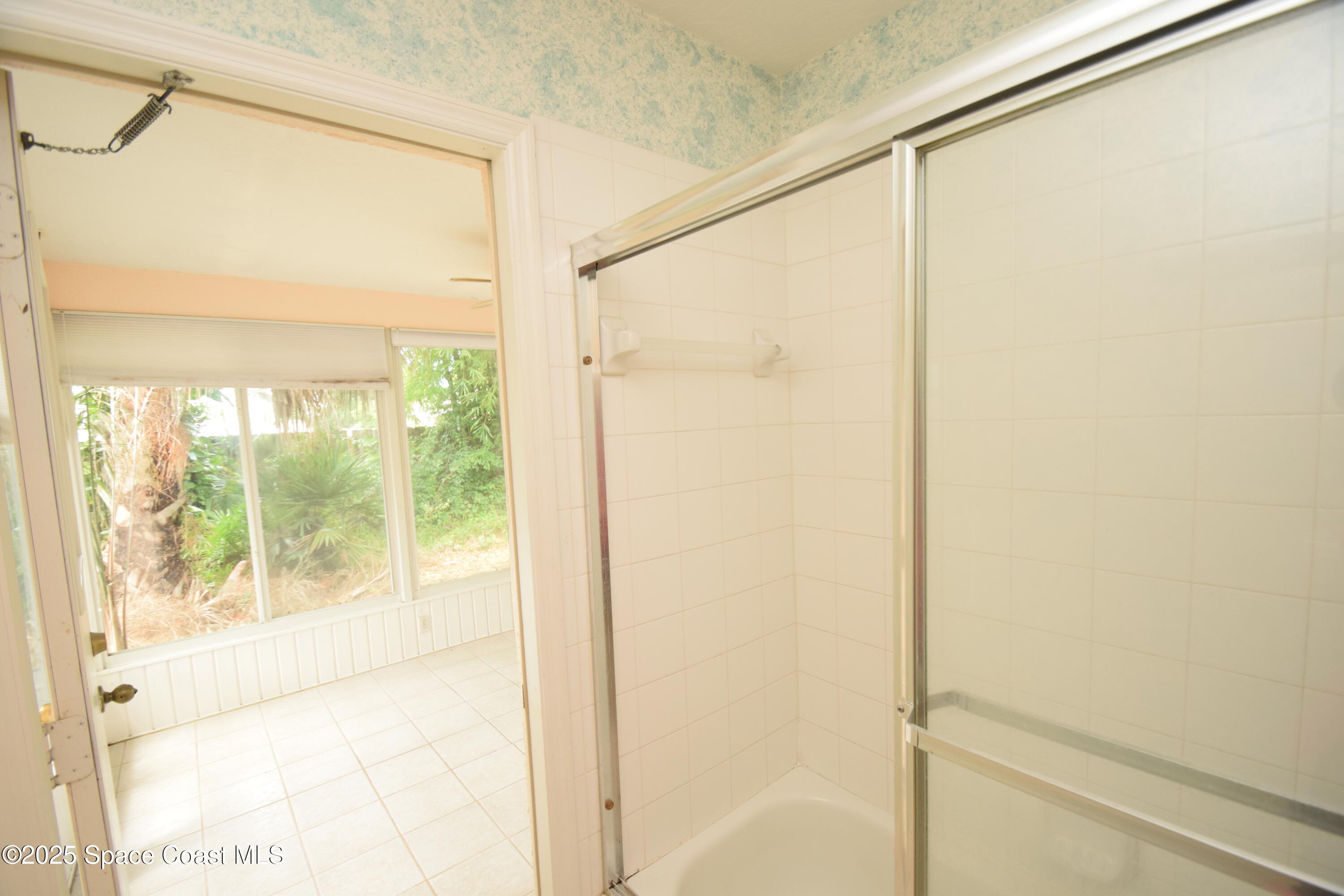 1642 Rustic Way Melbourne, FL 32935 - Photo 34 of 35 Guest bathroom