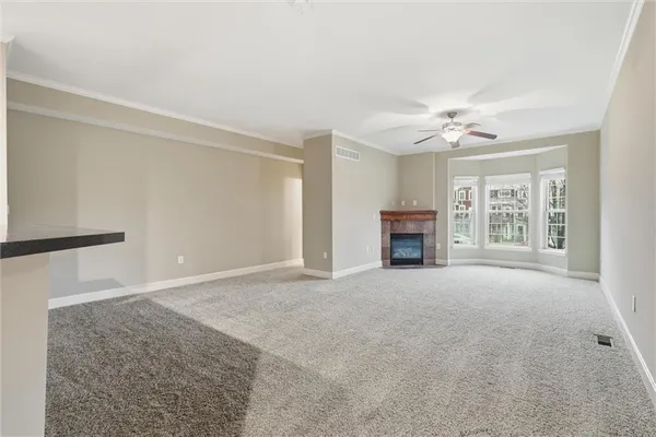 $300,000 | 14083 West 112th Terrace, Olathe, KS 66215