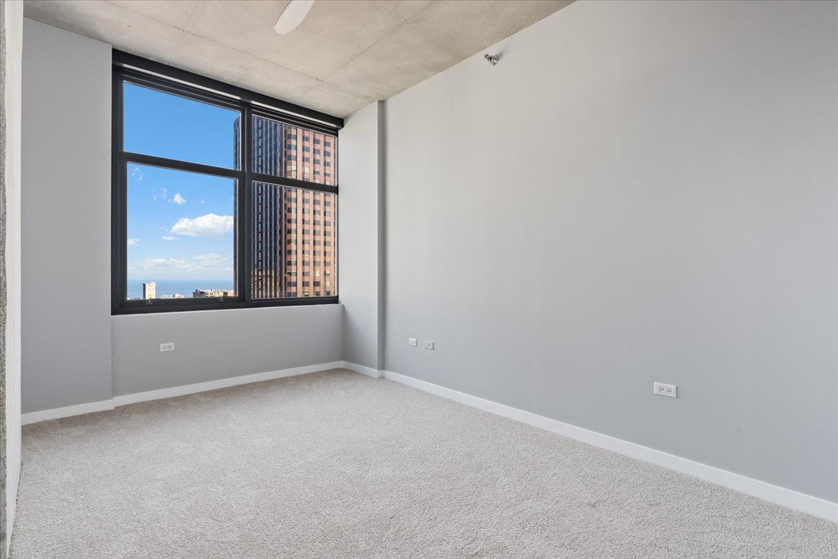 235 West Van Buren Street, Unit 2801 Chicago, IL 60607 - Photo 20 of 31