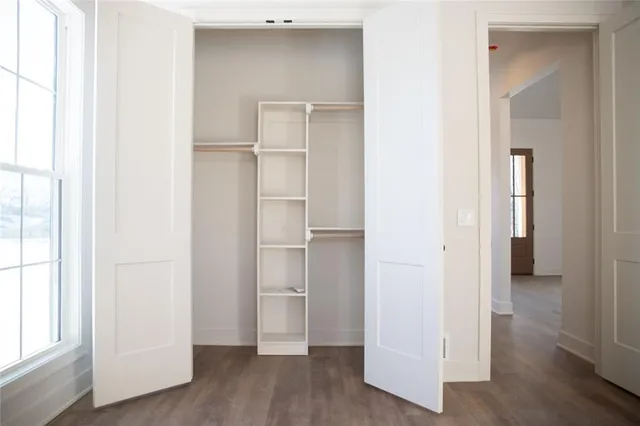 $470,000 | 5357 Choctaw Lane, McLouth, KS 66054