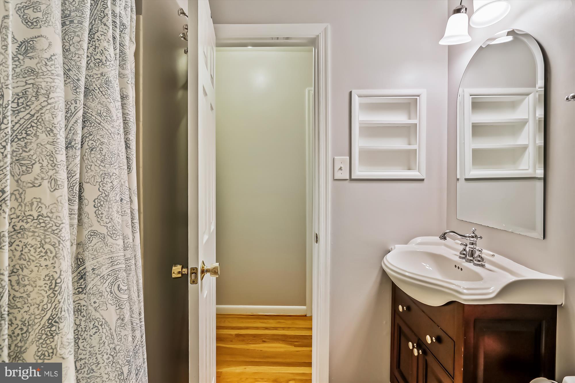 2121 Drury Road Silver Spring, MD 20906 - Photo 23 of 56 Hall bath