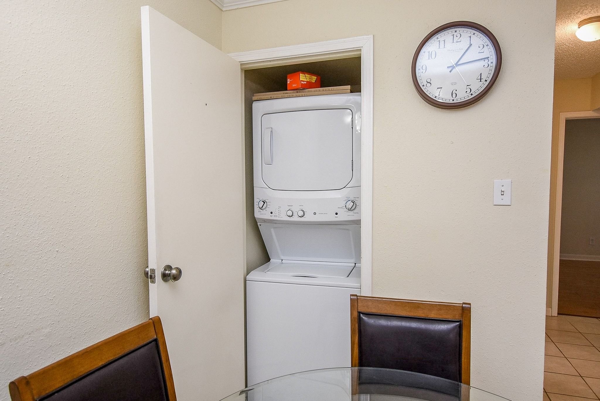 12660 Ashford Point Drive, Unit 507 Houston, TX 77082 - Photo 25 of 28 a view of bathroom with a washer and dryer