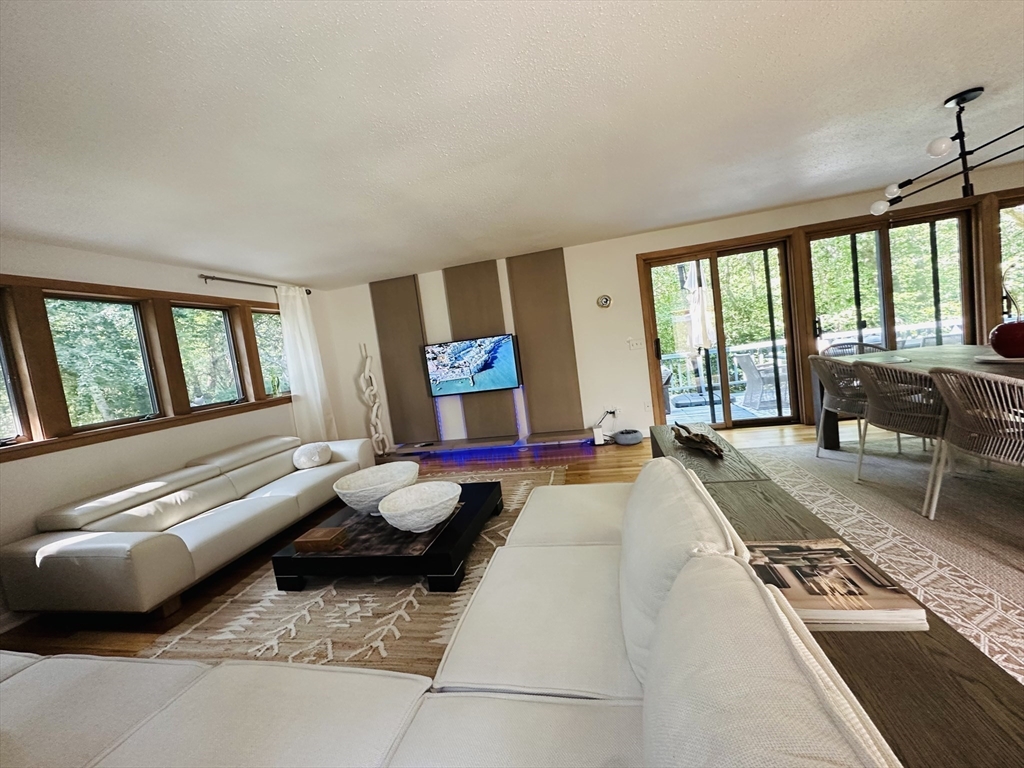 6 Ruth Lane Harwich, MA 02645 - Photo 5 of 31