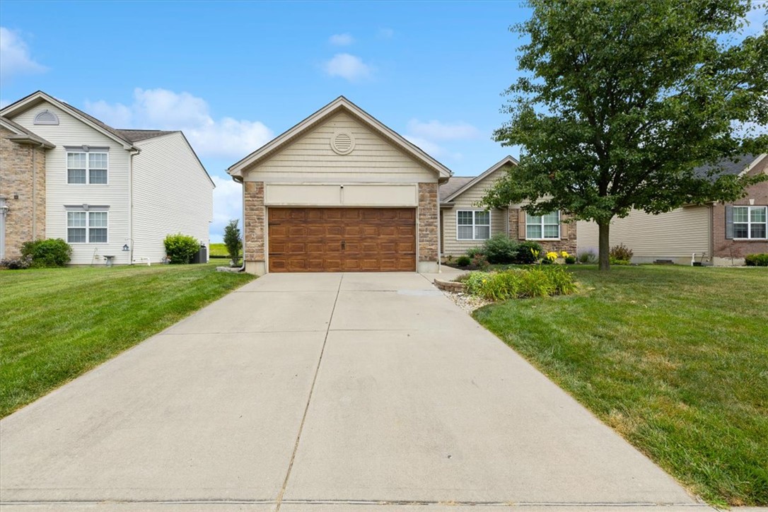 1845 Hunters Ridge Drive Troy, OH 45373 - Photo 2 of 51