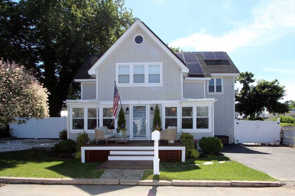 22 Maple Street Wareham, MA 02532 - Photo 3 of 40