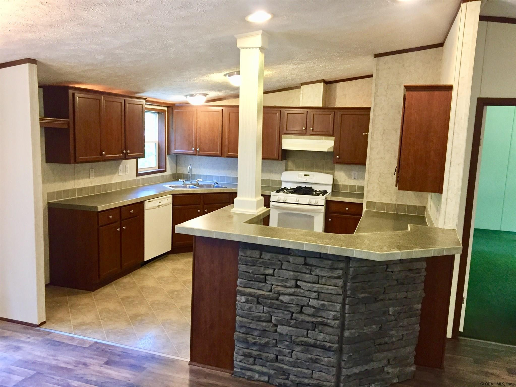 109 Hollister Road Corinth, NY 12822 - Photo 7 of 23 Photo 7