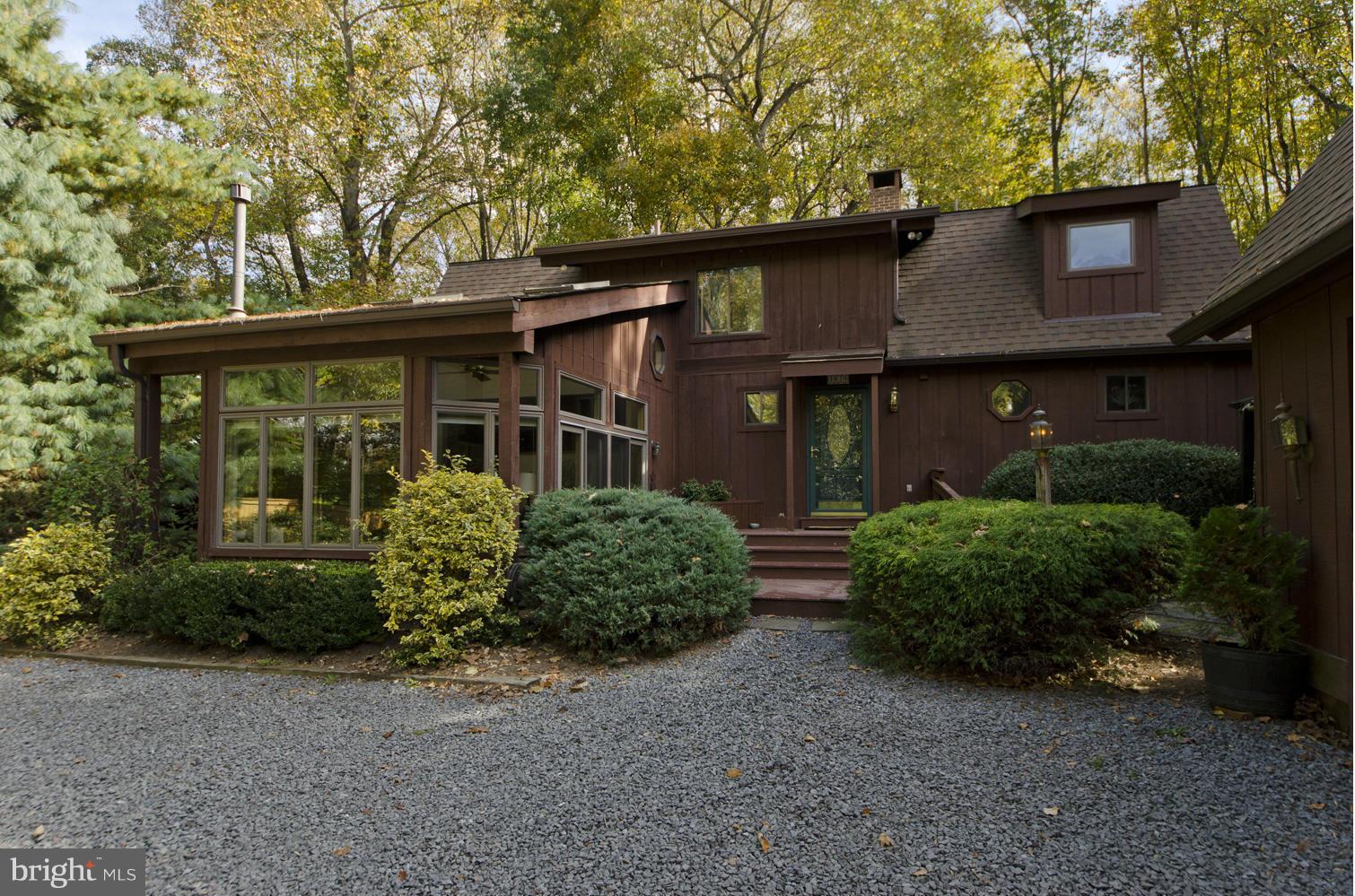 1929 Hunter Mill Road Vienna, VA 22182 - Photo 1 of 30 Exterior (Front)