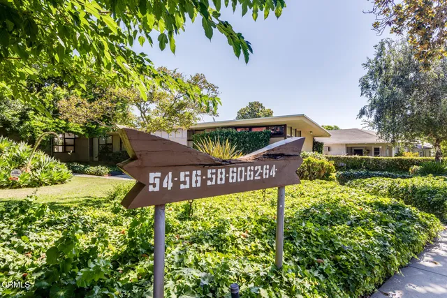 a view of sign board