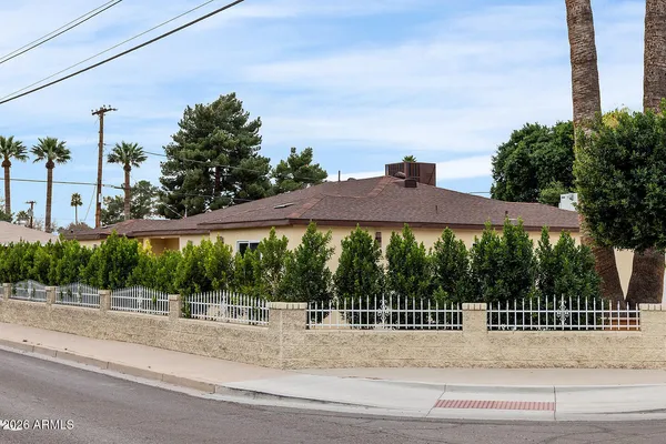$694,900 | 701 West Windsor Avenue, Phoenix, AZ 85007