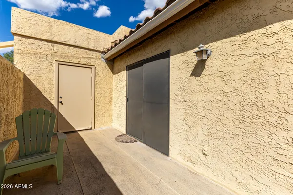 $235,000 | 8231 North 21st Drive, Unit E208, Phoenix, AZ 85021