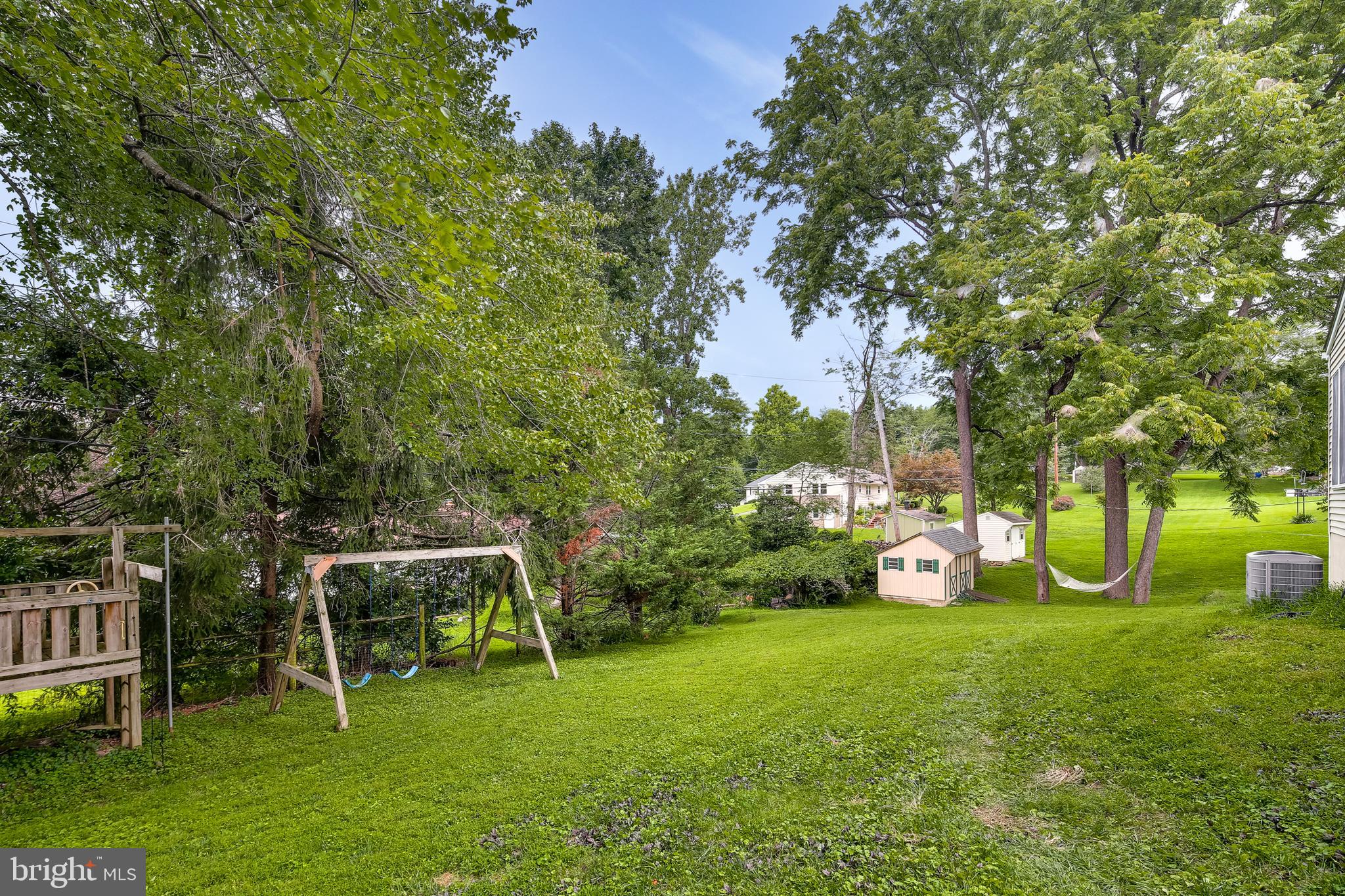 2906 Pinewick Road Ellicott City, MD 21042 - Photo 29 of 31 Gallery Image 29