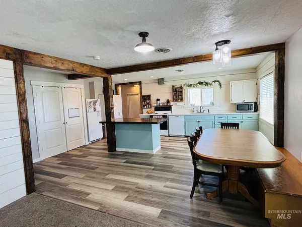 $397,000 | 802 South 9th Street, Rupert, ID 83350