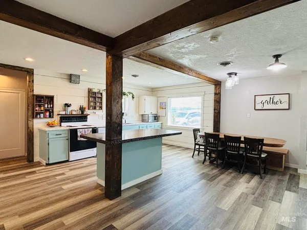 $397,000 | 802 South 9th Street, Rupert, ID 83350