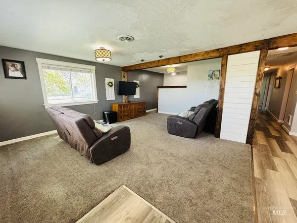 $397,000 | 802 South 9th Street, Rupert, ID 83350