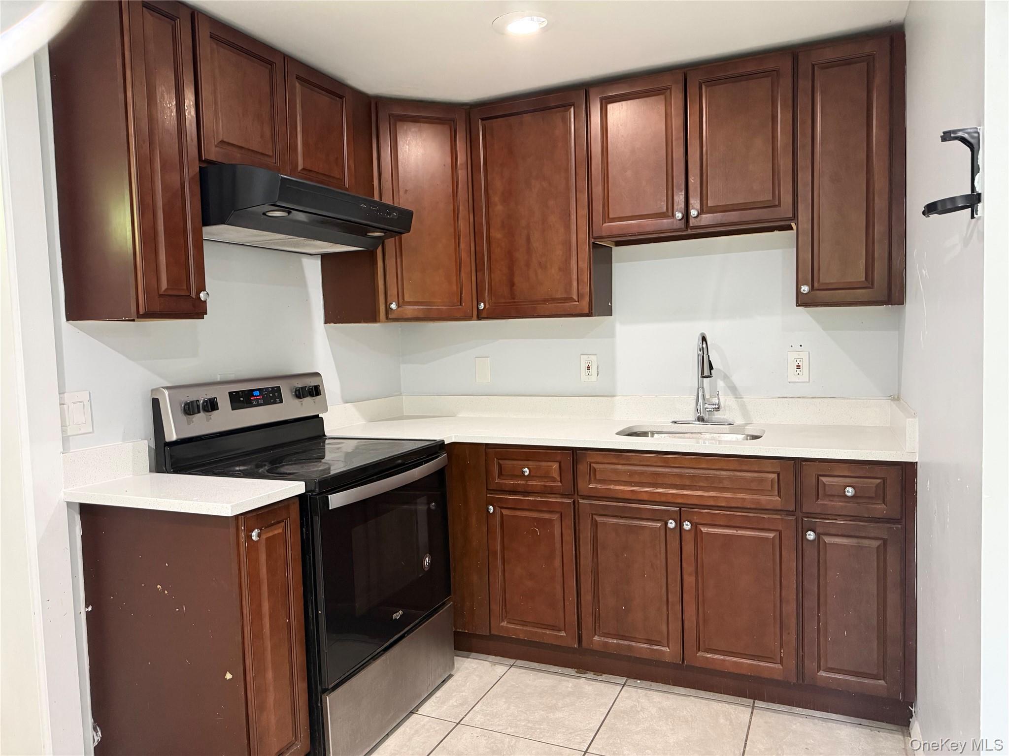 570 Mt Hope Road, Unit 1 Middletown, NY 10940 - Photo 31 of 41 Kitchen with new counter top