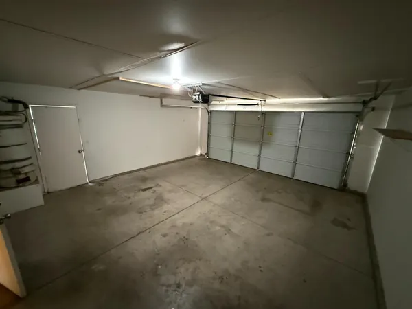 $399,950 | 4702 West Mesa Avenue, Fresno, CA 93722