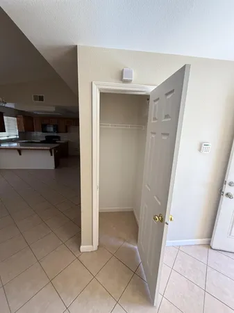 $399,950 | 4702 West Mesa Avenue, Fresno, CA 93722