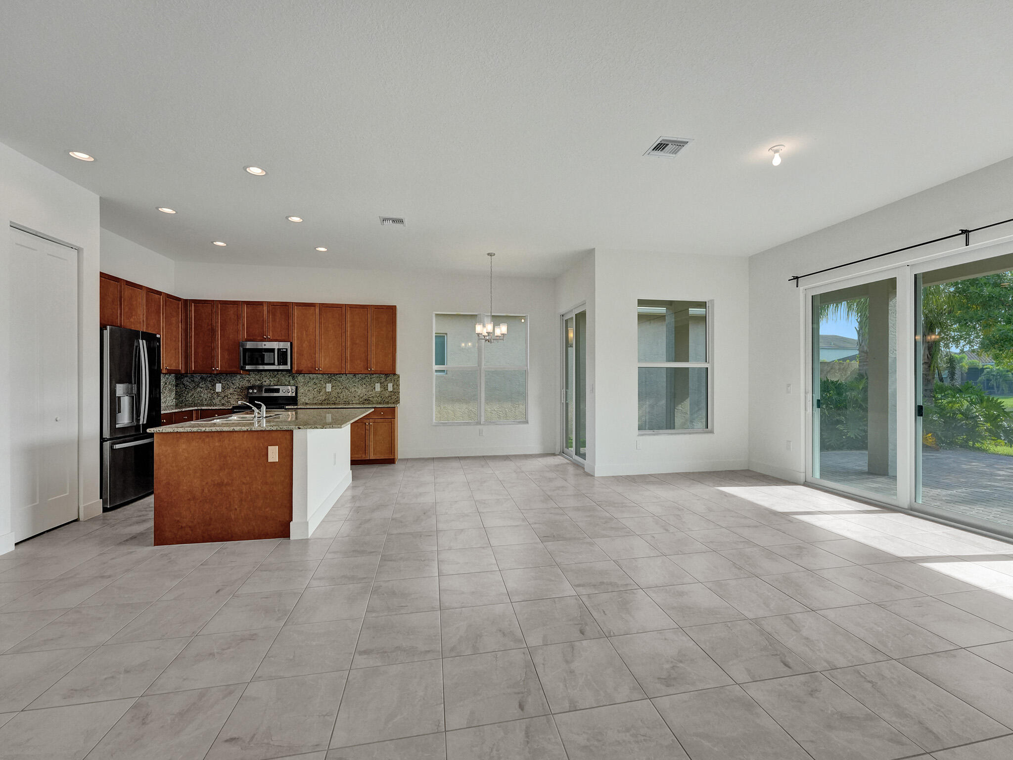 15440 Blue River Road Delray Beach, FL 33446 - Photo 20 of 49 RJP02866