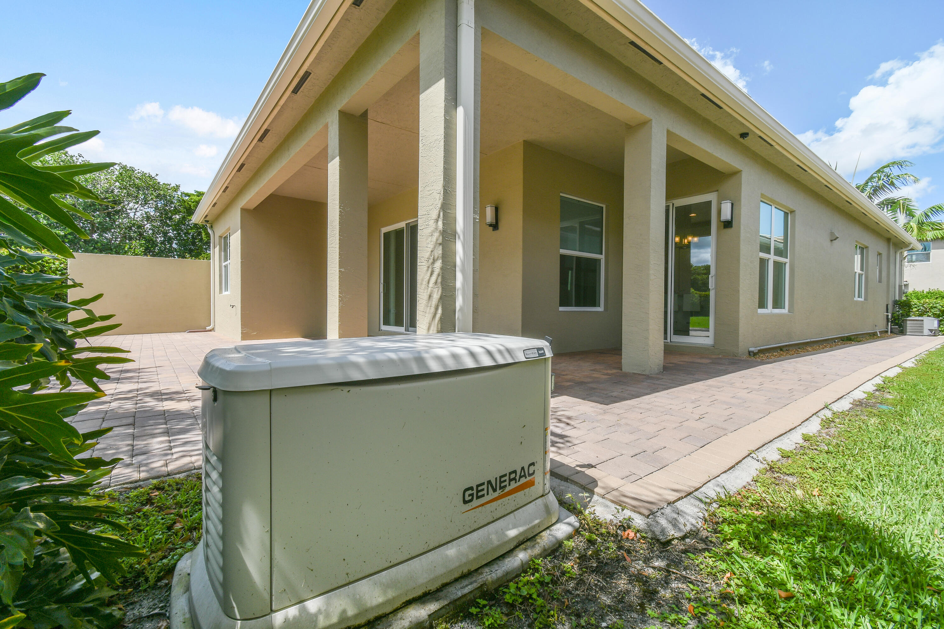 15440 Blue River Road Delray Beach, FL 33446 - Photo 6 of 49 DSC_2820