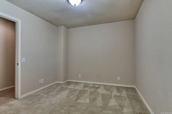 $1,675 | 6130 Pecan Tree, San Antonio, TX 78240