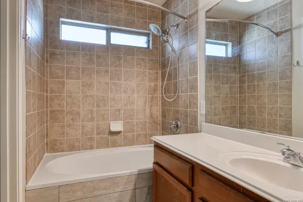 $1,675 | 6130 Pecan Tree, San Antonio, TX 78240