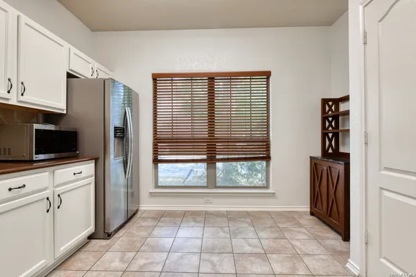 $1,675 | 6130 Pecan Tree, San Antonio, TX 78240