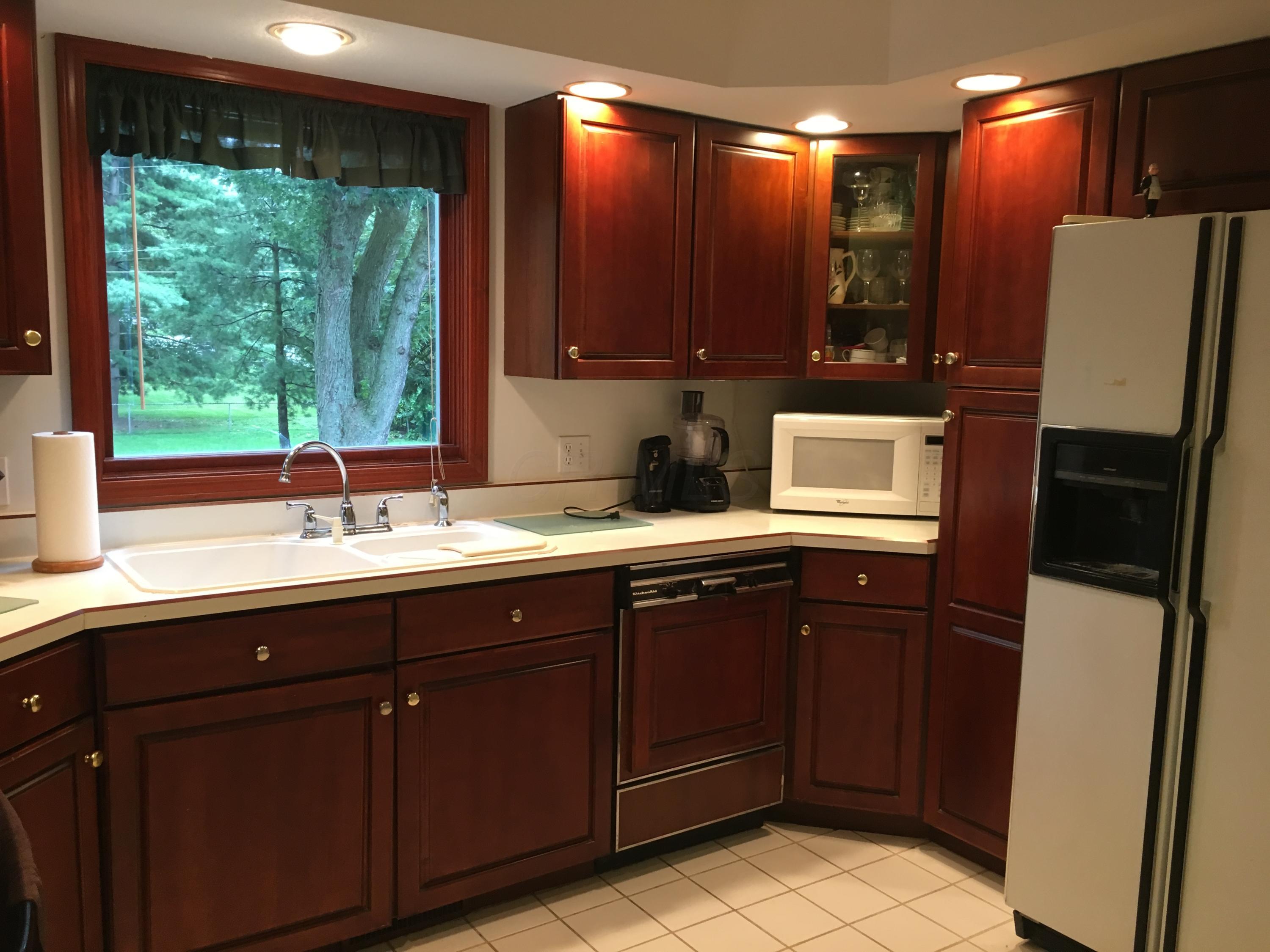 1350 Spindler Road Columbus, OH 43228 - Photo 11 of 18 Gallery Image 11