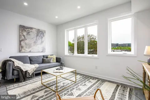 $3,400 | 1730 Montello Avenue Northeast, Washington, DC 20002