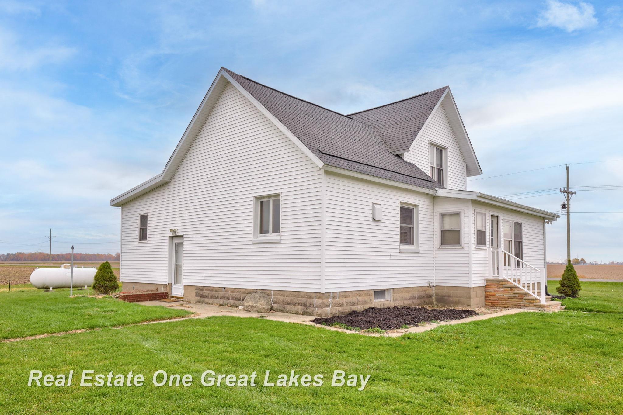 4060 Dickerson Road Akron, MI 48701 - Photo 39 of 62